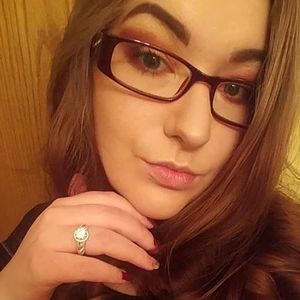 Meet your Posher, Devin